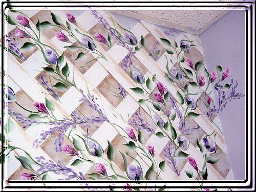 Painted Garden Lattice on Bath Wall